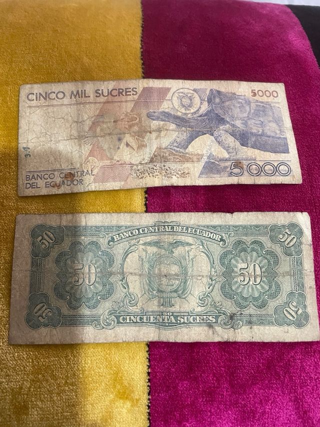 LOTTO 5 BANCONOTE 4 VALUTE ECUADOR/LIBANO/ORIGINALI