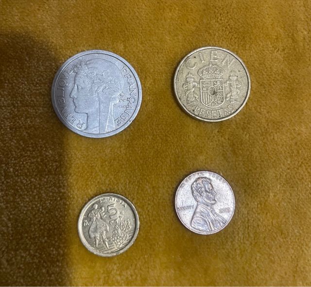 LOTTO 5 BANCONOTE 4 VALUTE ECUADOR/LIBANO/ORIGINALI