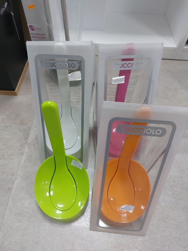 Escobillero resina termoplastica