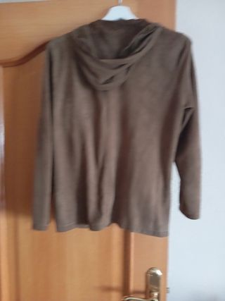Chaqueta de ante con capucha 