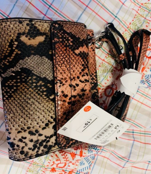 Bolso pequeño zara