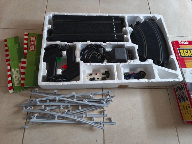 2 Scalextric tico gp australia