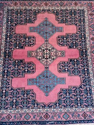 Tappeti orientali annodati a mano