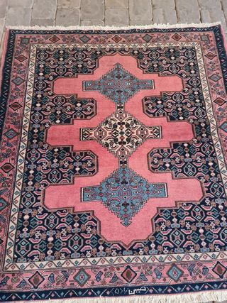 Tappeti orientali annodati a mano