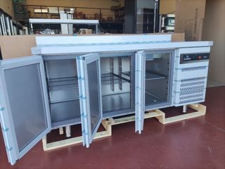 MESA FRIA 3 PUERTAS GN MARCA CORECO