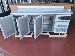 MESA FRIA 3 PUERTAS GN MARCA CORECO