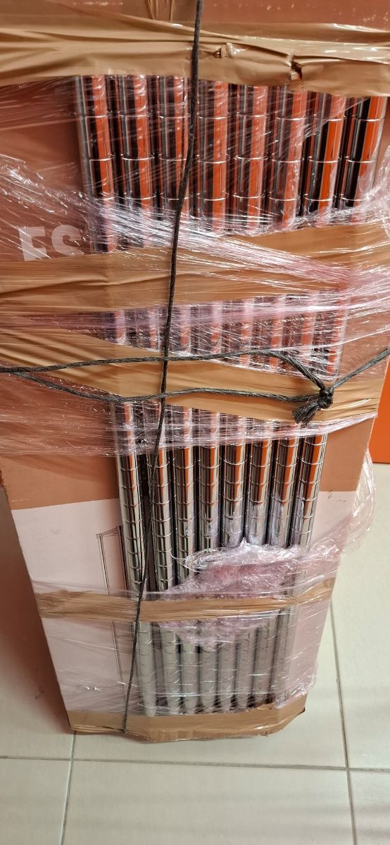 Estanteria tubular sin uso apenas.