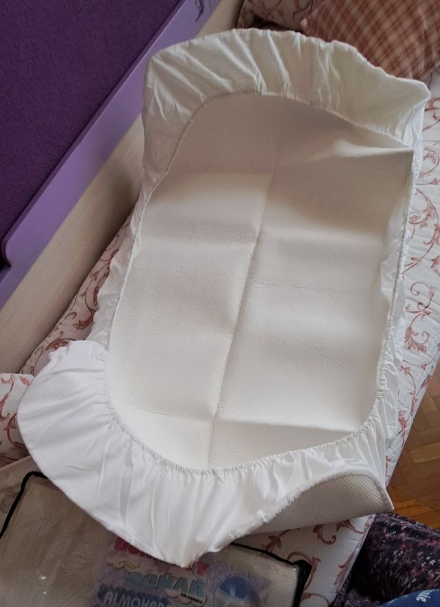 Protector cuna cama y almohada 3D