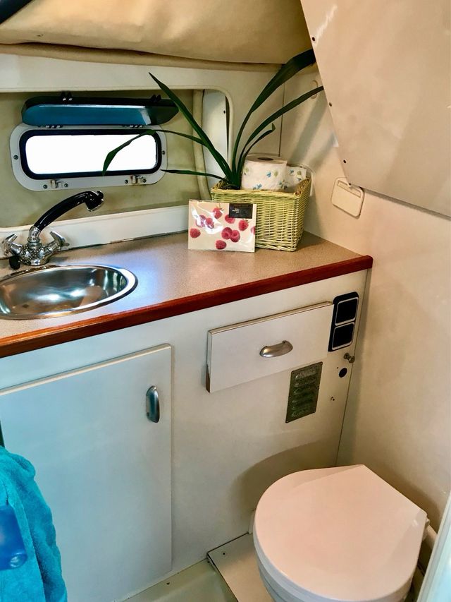 Barco Motor Chris Craft Amerosport 284