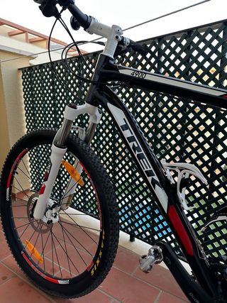 Trek serie 4900