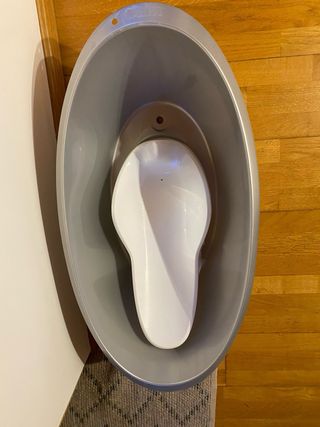Bañera bebe con patas extraíbles