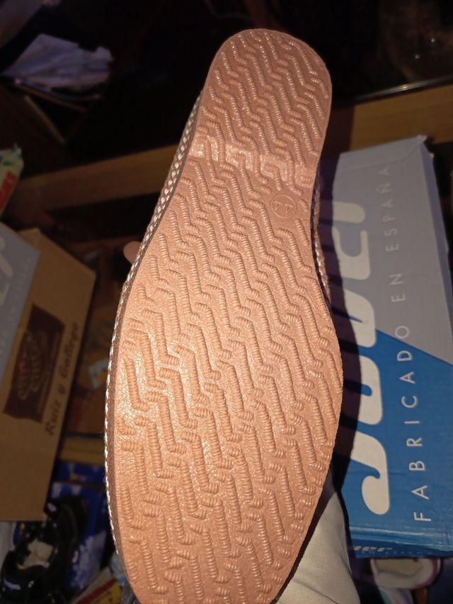 Zapatillas caladas n 44