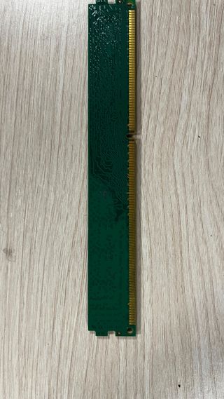 Piezas ordenador oficina 