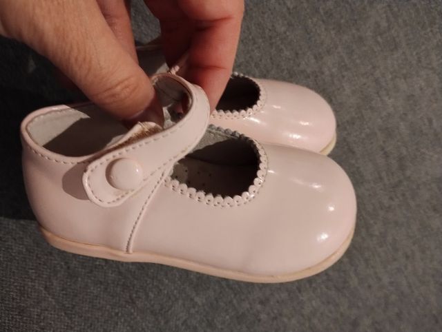 Zapatos charol T. 21