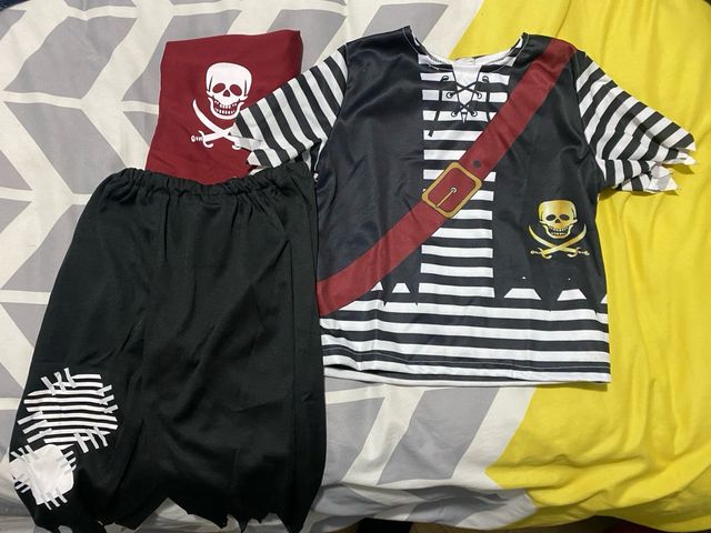 Disfraz pirata 3 piezas.