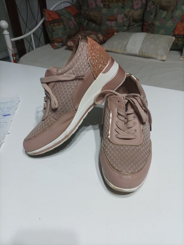 Deportivas con cuña