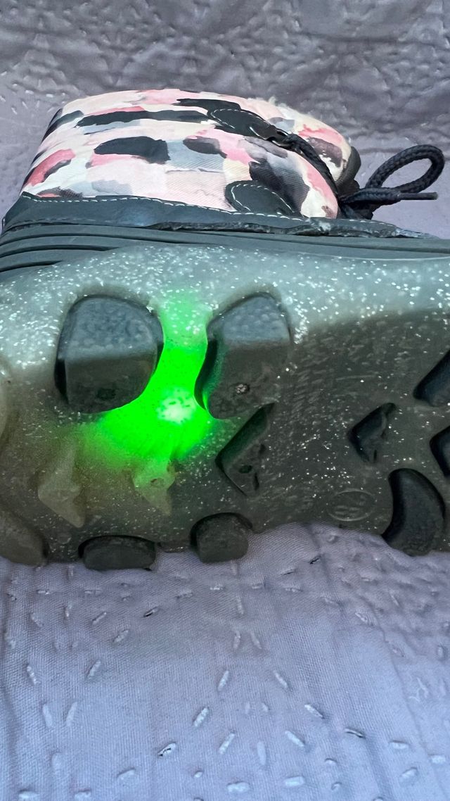 Botines de nieve con luses talla 28