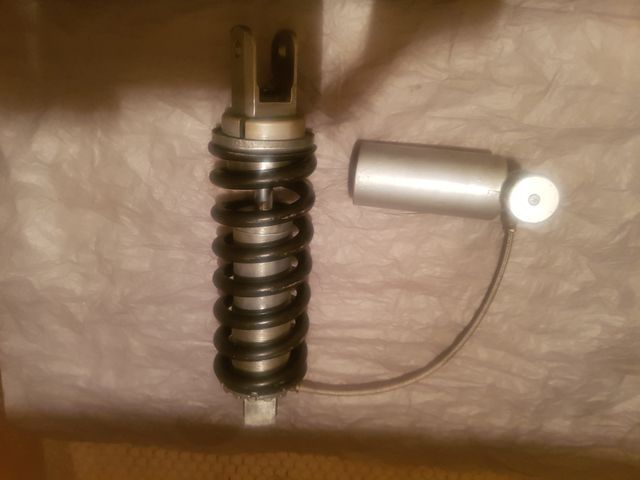 Amortiguador trasero quad