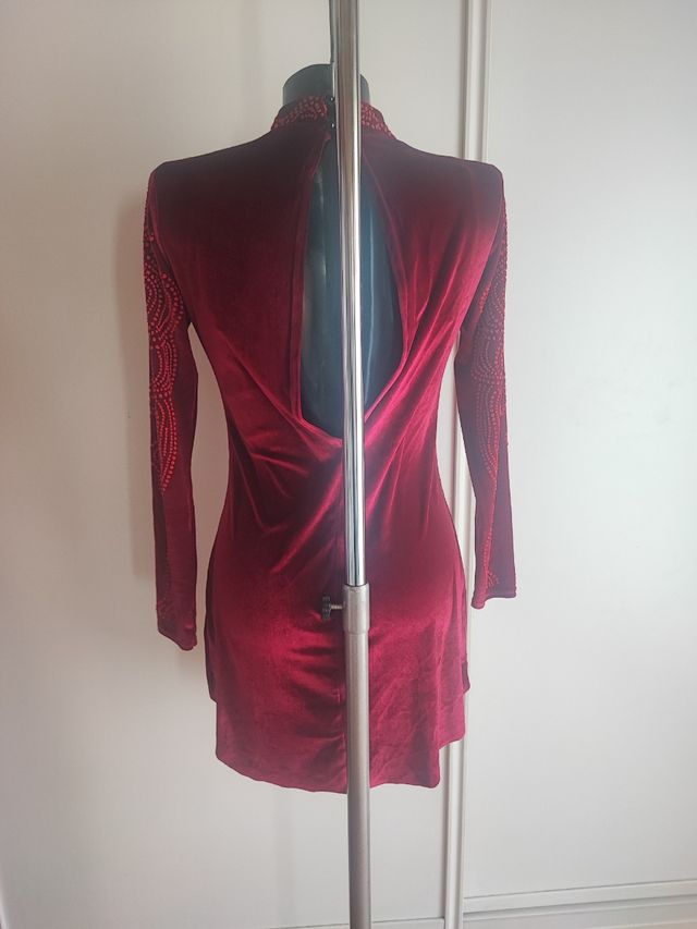 Vestido piedrería rojo
