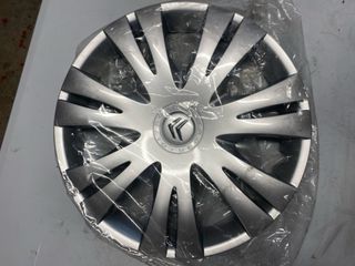 Tapacubo nuevo Citroen C4
