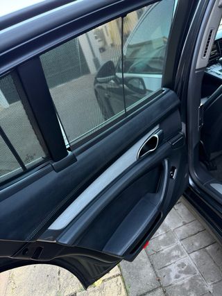 Porsche Panamera 4S 2014