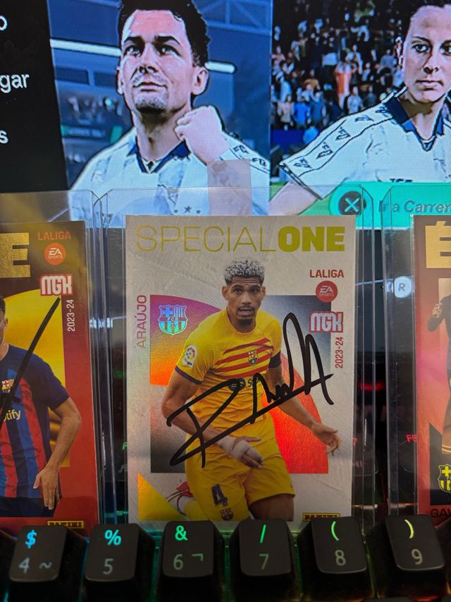 cromo firmado por araujo