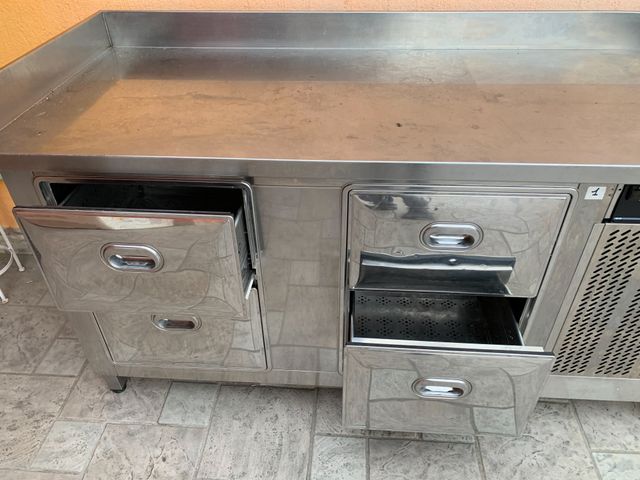 Banco frigo in acciaio