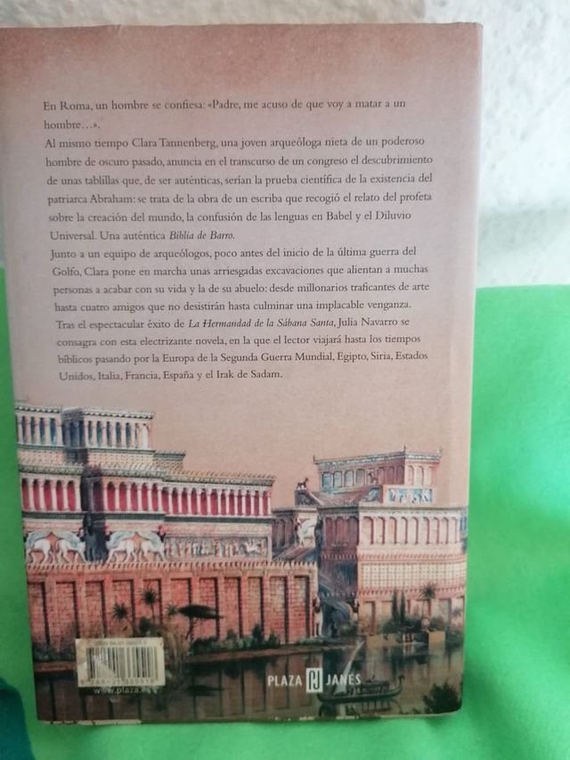 La Biblia de barro (Éxitos) (Spanish Edition)