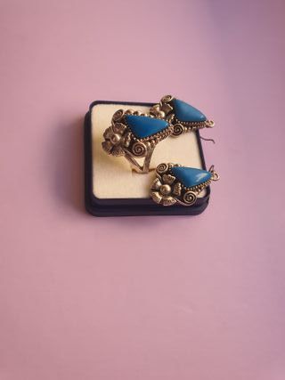 Conjunto de anillo y pendientes de plata 925