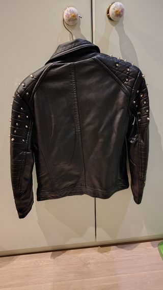 Chaqueta chupa imitación piel rockera niños  t. 6a