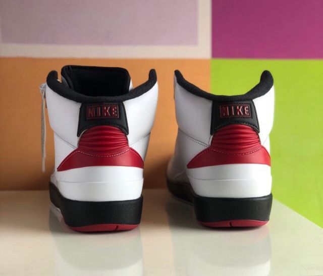 Nike Jordan 2 Chicago Talla 42.5