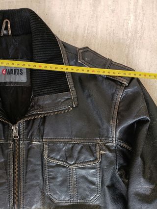 Bomber cuero búfalo auténtico M Medidas indicadas 