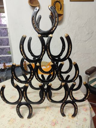 BOTELLERO DE HERRADURAS