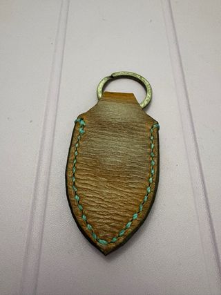 Llavero de cuero escudo 1 duro