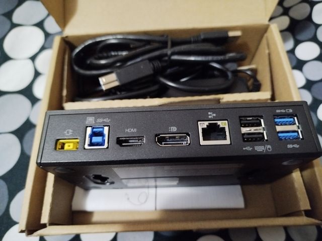 Fantàstica dock station ultra dock