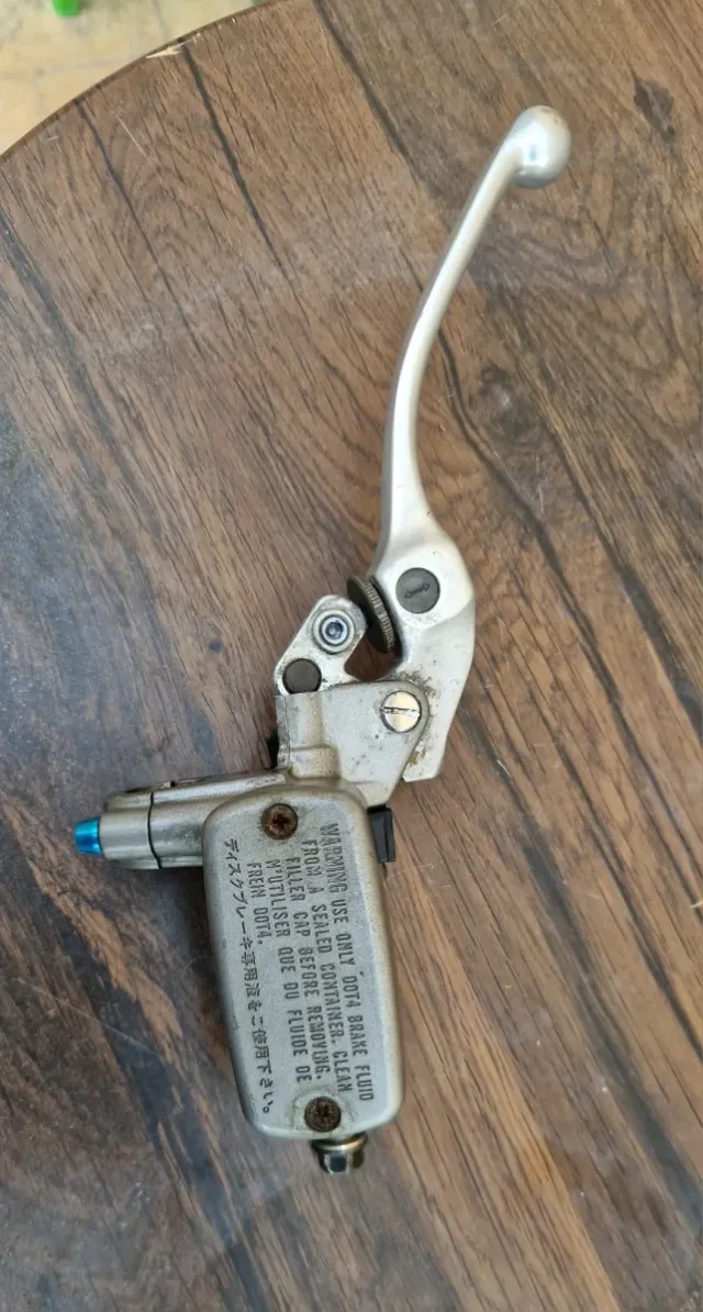 Basculante vfr 750 rc36