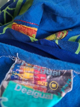 Blusa desigual transparencias talla M