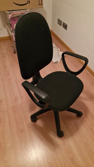 Silla despacho con ruedas
