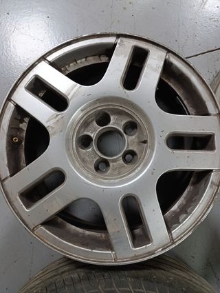 Llantas VW Golf  5x100