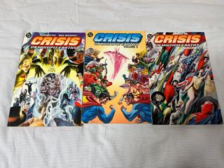Crisis on Multiple earth 