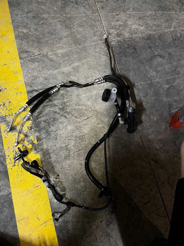 Bomba freno trasera yamaha yzf r125