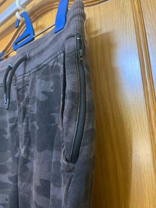 3 Pantalones de chandal