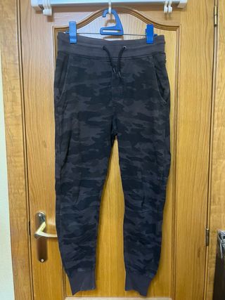 3 Pantalones de chandal