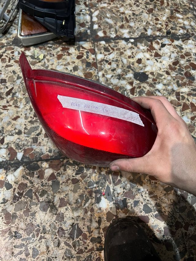 Faro Ford fiesta mk4