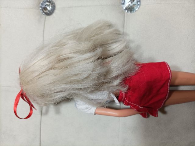 Barbie e shelly  giornata di shopping