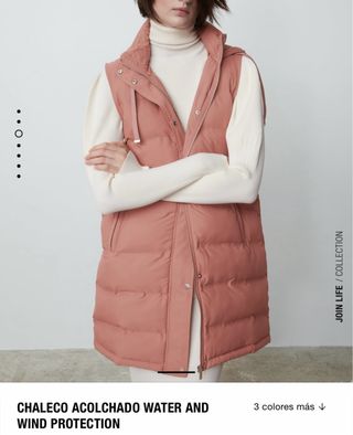 Chaleco acolchado rosa de Zara