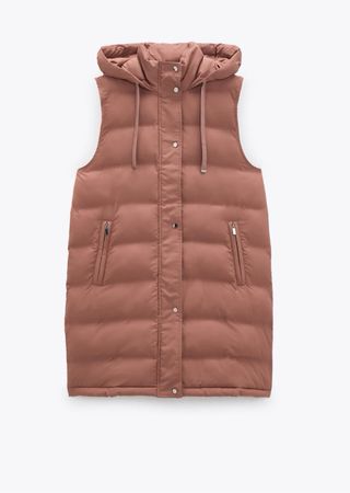 Chaleco acolchado rosa de Zara