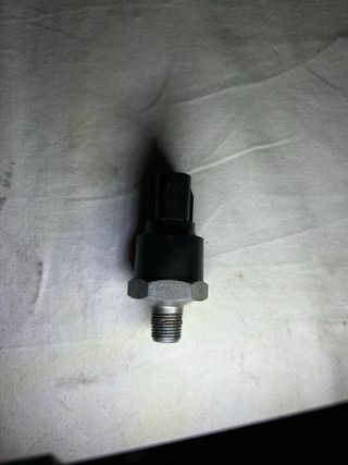 Interruptor presión de aceite Toyota 401742