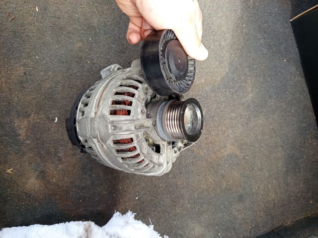 Alternador BMW 520 i E60