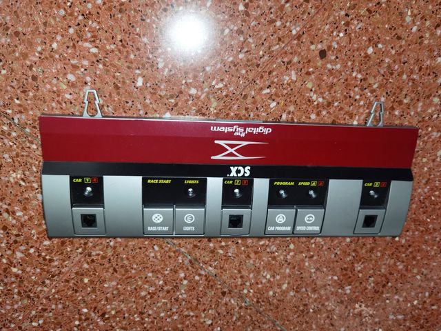 Centralita scalextric digital system